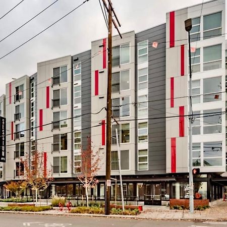 One Bedroom Luxury Apartment Сиэтл Экстерьер фото